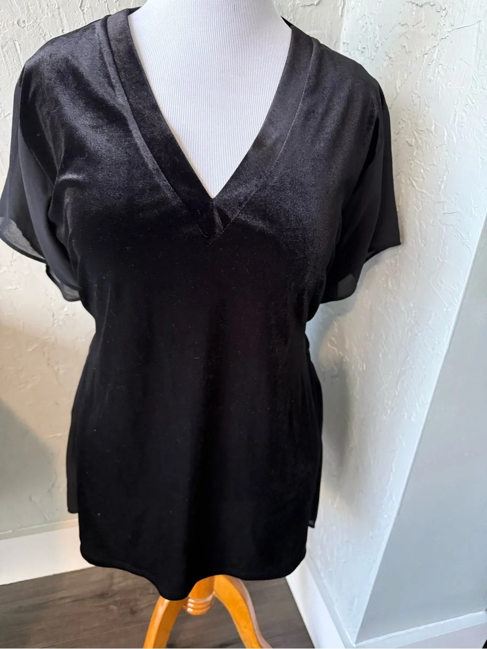 NWT, Michael Kors Black Stretch Velvet Mixed Media V neck Top (kimono style)